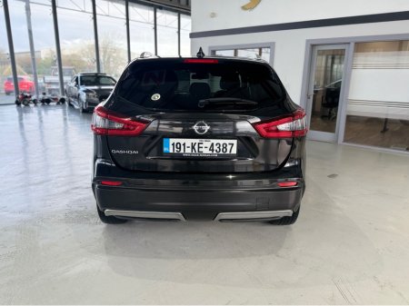 2019 Nissan Qashqai 1.5 DCI 115PS N-CONNEC N-CONNECTA 5DR €16,950 thumbnail
