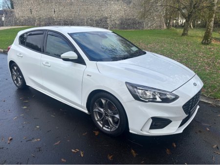 2021 Ford Focus ST-LINE EDITION 5DR 1.5 TD 120 M6