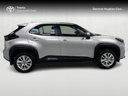 2023 Toyota Yaris Cross LUNA HYBRID 4DR AUTO €27,950