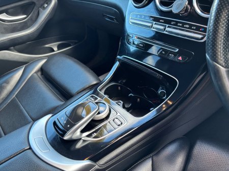 2016 Mercedes-Benz GLC Class - thumbnail 8