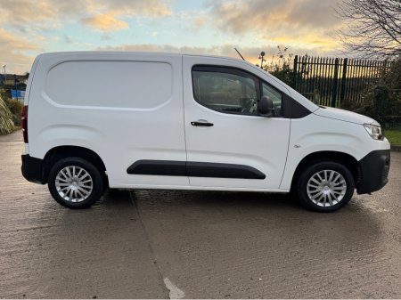 2020 Citroen Berlingo LX 1.5 BLUEHDI 75 650KG M 3 €13,995 thumbnail
