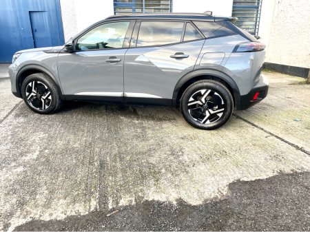 2024 Peugeot 2008 E2008 GT-LINE 50KWH 136BHP AUTO 5DR HATCHBACK €24,950 thumbnail