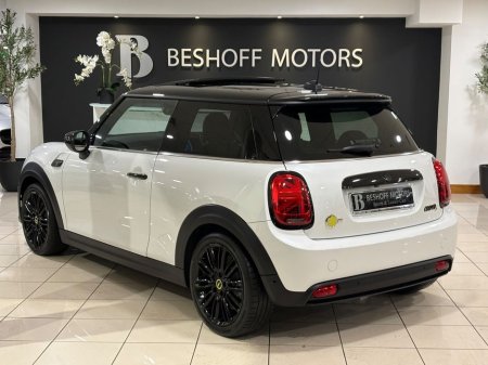 2024 MINI Hatch LEVEL 3 COOPER S=PAN ROOF//LOW MILES//AS NEW=FULL MINI SERVICE HISTORY=TAILORED FINANCE PACKAGES AVAILABLE=TRADE IN’S WELCOME €25,995 thumbnail