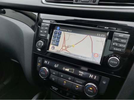 2019 Nissan Qashqai 1.2 SV 18 5DR PANORAMIC ROOF IDEAL FAMILY SUV €16,995 thumbnail