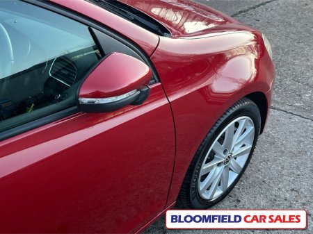 2011 Volkswagen Golf HIGHLINE , SUNROOF // LOW MILEAGE €8,950 thumbnail