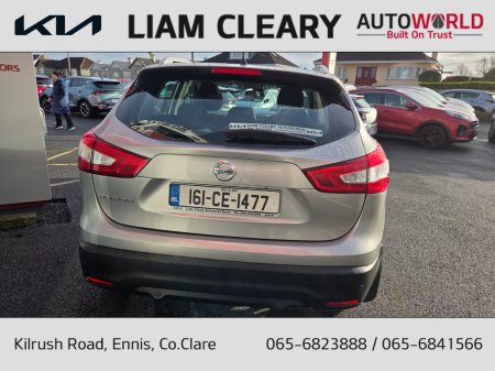 2016 Nissan Qashqai 1.2 SV MY16 E6 4DR €10,900 thumbnail
