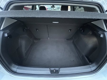 2021 Volkswagen Golf 1.0 TSI 90HP €19,850 thumbnail