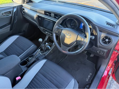 2016 Toyota Auris 1.2 TURBO SOL MODEL ONE OWNER 30K MILES €14,990 thumbnail