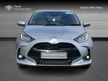 2025 Toyota Yaris - thumbnail 5