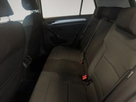 2015 Volkswagen Golf - thumbnail 16