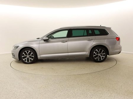 2020 Volkswagen Passat  €19,950