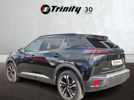 2023 Peugeot 2008 - thumbnail 3