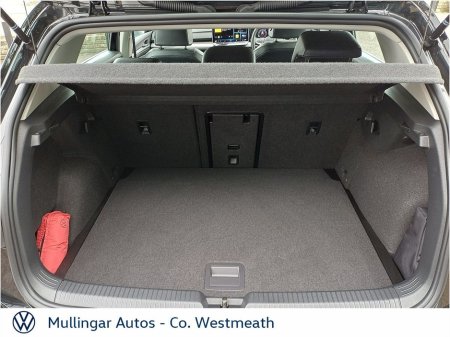 2024 Volkswagen Golf GOLF STYLE 1.5 TSI 150HP €33,950 thumbnail