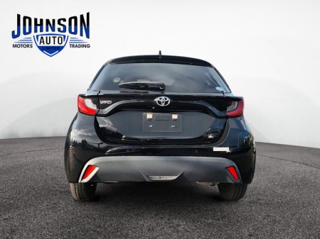 2020 Toyota Yaris - thumbnail 8