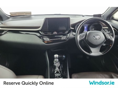 2017 Toyota C-HR 1.8 HYBRID SPORT €17,995 thumbnail