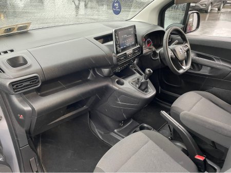 2021 Opel Combo - thumbnail 20