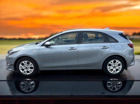 2023 Kia Ceed 1.6 Diesel, 5 door hatch. €19,500