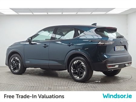 2025 Nissan Qashqai - view 2