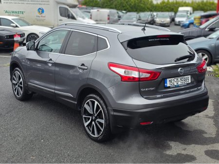2015 Nissan Qashqai 1.2 PET SVE + GLASS ROYALE ROOF E6 4DR €14,950 thumbnail