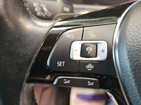 2019 Volkswagen Tiguan - thumbnail 12