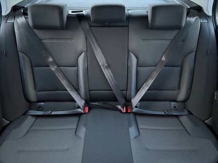 2014 Volkswagen Golf - thumbnail 12