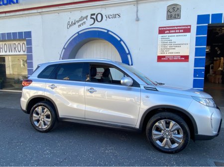 2026 Suzuki Vitara MOTION  AUTOMTIC  HYBRID 0% Finance Available HP or PCP over 36 Months T&C €34,890