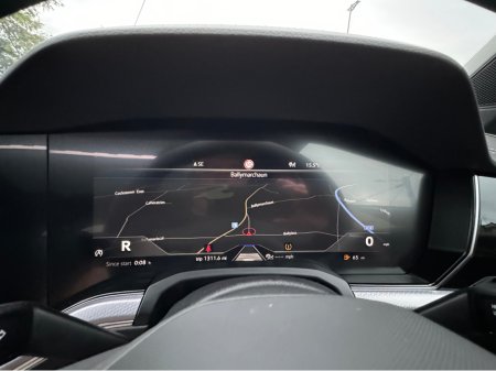 2024 Volkswagen Touareg - thumbnail 31