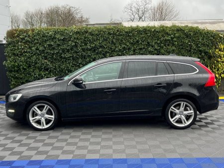 2018 Volvo V60 D4 CLASSIC 2.0 D // OPENING SUNROOF // FULL SERVICE HISTORY // ADAPTIVE CRUISE CONTROL €19,900 thumbnail