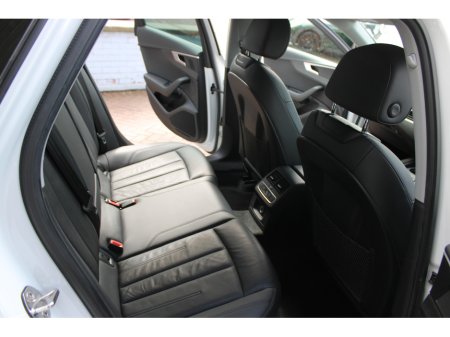 2017 Audi A4 - thumbnail 17