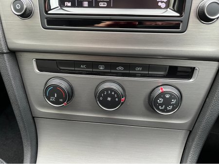 2014 Volkswagen Golf SE 1.4 PETROL TSI BLUEMOTION 122PS €9,950 thumbnail