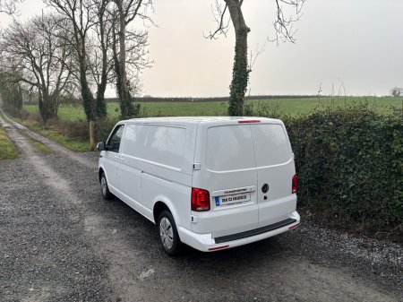 2021 Volkswagen Transporter  €18,998 thumbnail