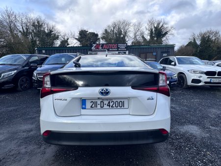2021 Toyota Prius 1.8 Hybrid Luxury €19,950 thumbnail