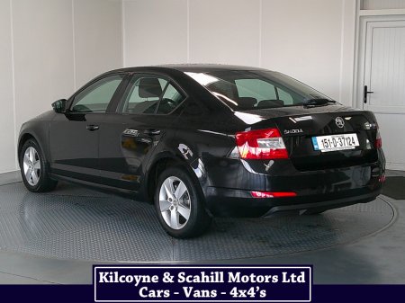 2015 Skoda Octavia - thumbnail 5