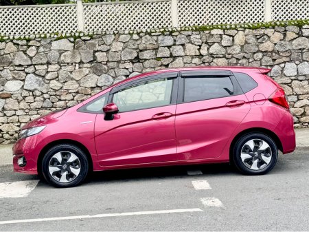 2019 Honda Fit HYBRID!!HIGH SPEC!!ONLY 18K MLS!! €14,900 thumbnail