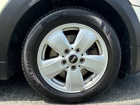 2015 MINI Cooper - thumbnail 5