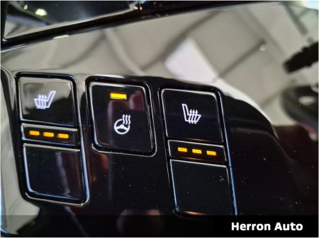 2024 Kia Sportage Ann Ed PHEV 1.6T - AWD €40,900 thumbnail