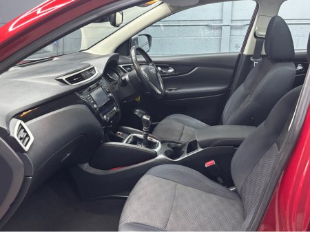 2016 Nissan Qashqai - thumbnail 14