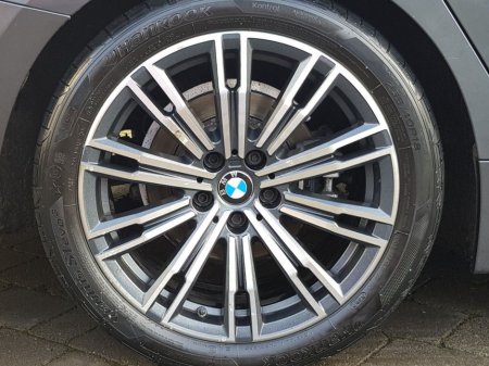 2019 BMW 3 Series 320d M Sport thumbnail