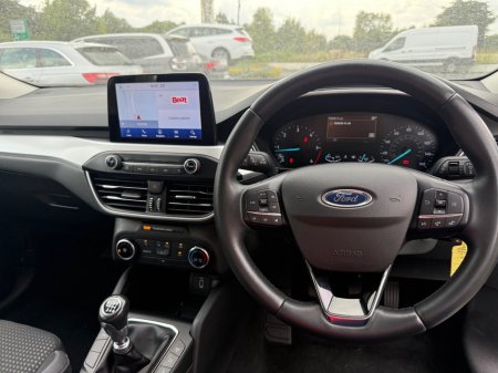 2021 Ford Focus ZETEC TDCI €19,995 thumbnail