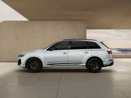 2026 Audi Q7 SUV COMPETITION 60TFSI E QUATTRO AUTOMATIC WITH COMFORT PACK €113,625