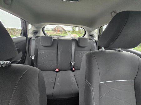 2014 Ford Fiesta - thumbnail 8