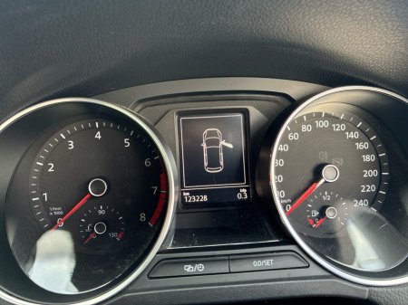 2014 Volkswagen Polo 1.2L Petrol Automatic TSI €10,950 thumbnail