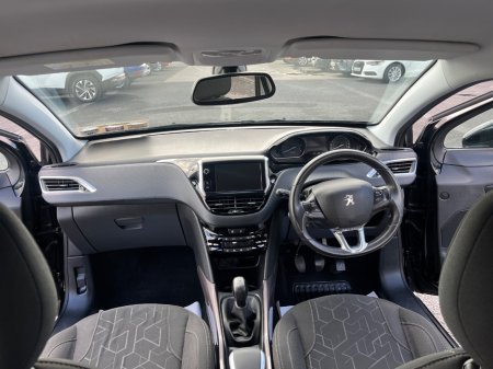 2016 Peugeot 2008 - thumbnail 15