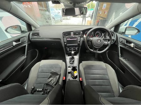 2015 Volkswagen Golf - thumbnail 13