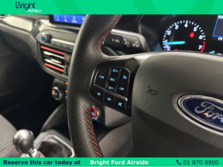 2022 Ford Focus - thumbnail 16