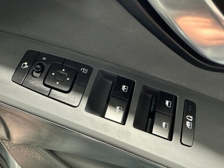 2025 Kia Niro - thumbnail 18