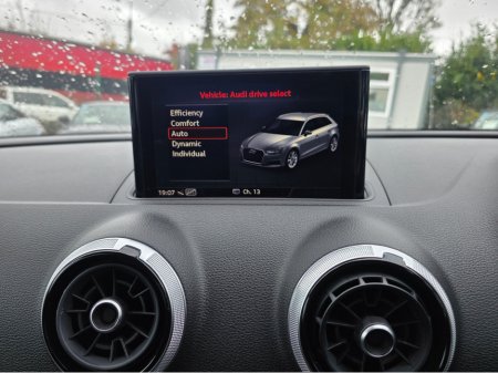 2018 Audi A3 1.4 FULL LEATHER SEATS / VIRTUAL COCKPIT - SMARTPHONE INTERFACE- SATNAV - VIRTUAL COCKPIT - NAVIGATION REVERSING CAMERA -BLIND SPOT - PARKING SENSORS- LEATHER €17,950 thumbnail