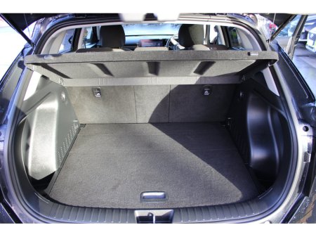 2023 Hyundai Kona 1.6 HYBRID Elegance Auto €30,950 thumbnail