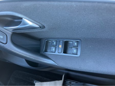 2018 Volkswagen Polo 1.2 TSI Auto DSG Huge spec €15,900 thumbnail