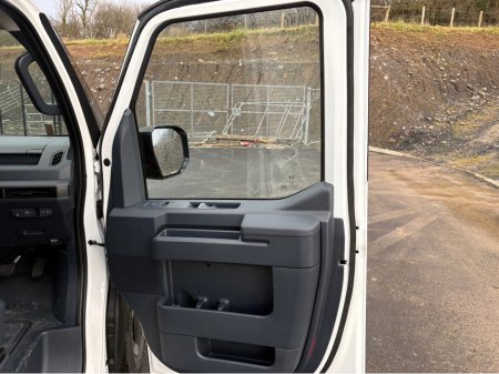 2026 Kia PV5 CARGO 2026 €44,200 thumbnail